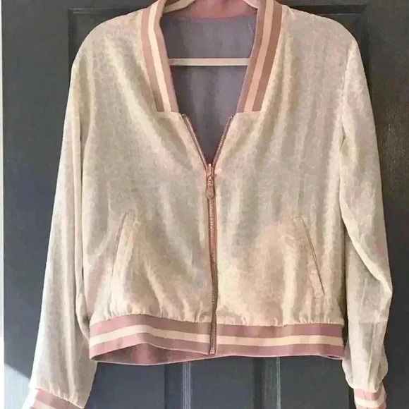 Brand New without Tags Stella and Dot Reversible Bomber Jacket Size S - Picture 5 of 15